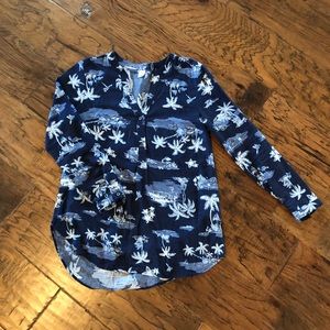 Old Navy 3/4 length top.
